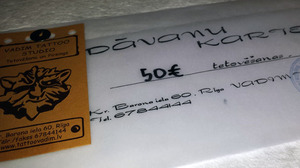 Tetovējums uz pleca